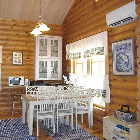 בית נופש Ferienhaus Mit Sauna פומלה